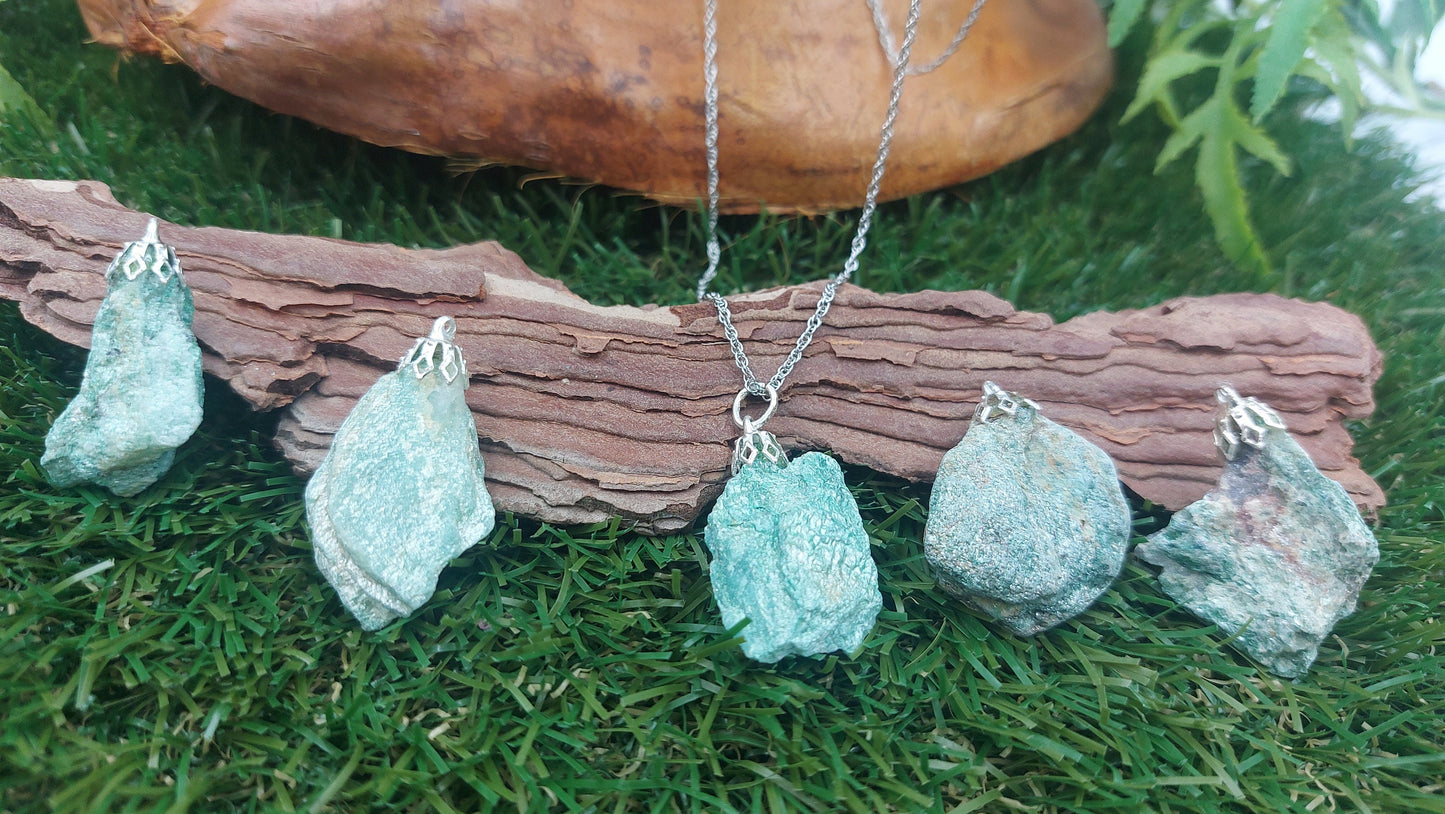 Natural Fuchite Sterling Steel Necklace Rough Green Healing Crystal Accessories Zodiac Mineral Stone