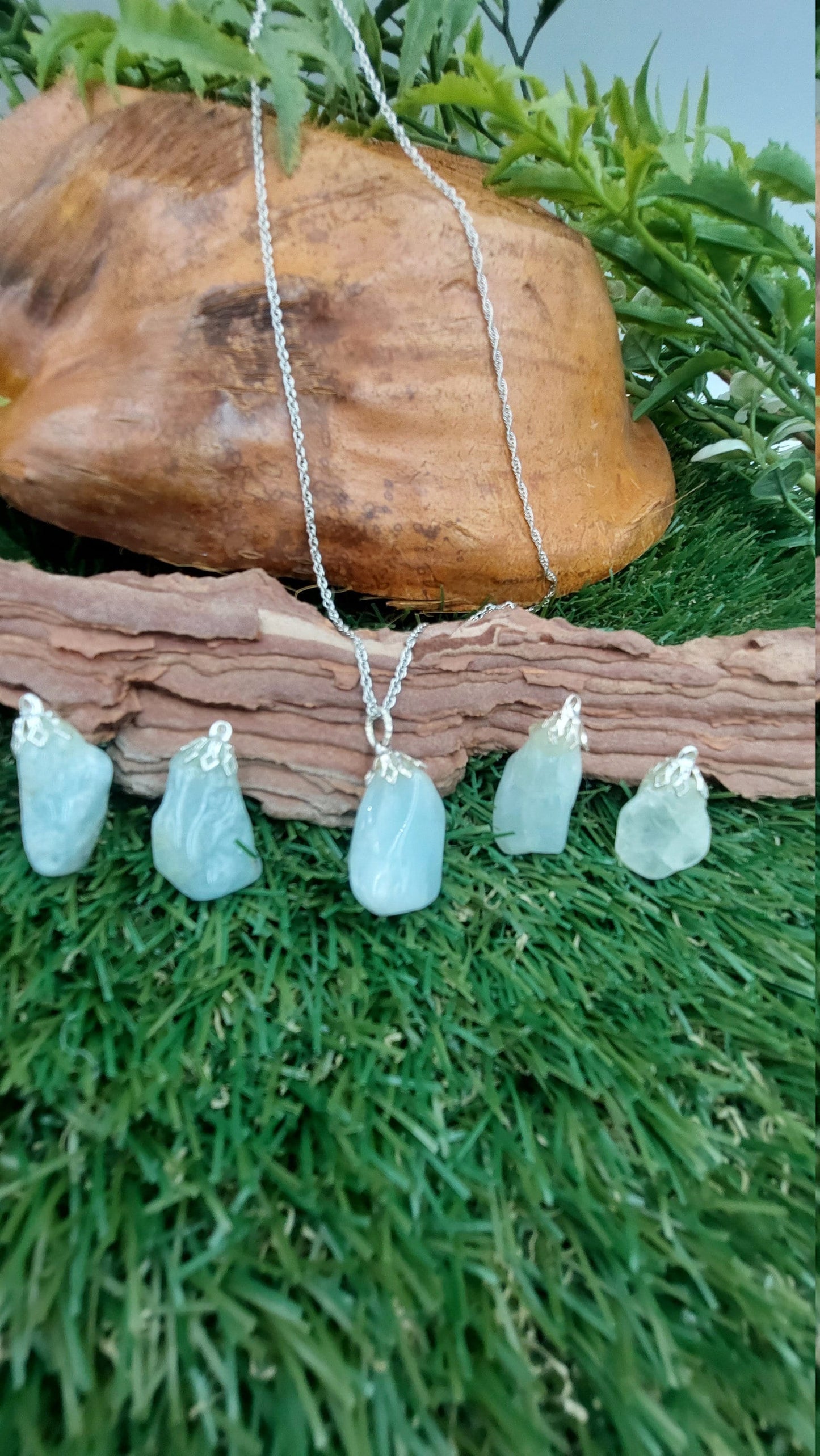 Aqua Marine Polished Mineral Stone Brazilian Crystal Healing Silver Necklace Protection Gift Accessories