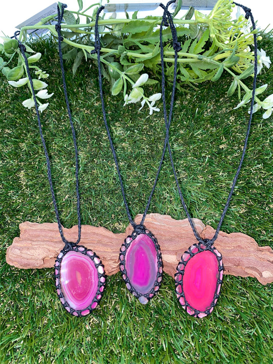 Crystal Agate Slice Pink Mineral Stone Brazilian Crystal Healing Makrame Wrapped Necklace Protection Gift Accessories