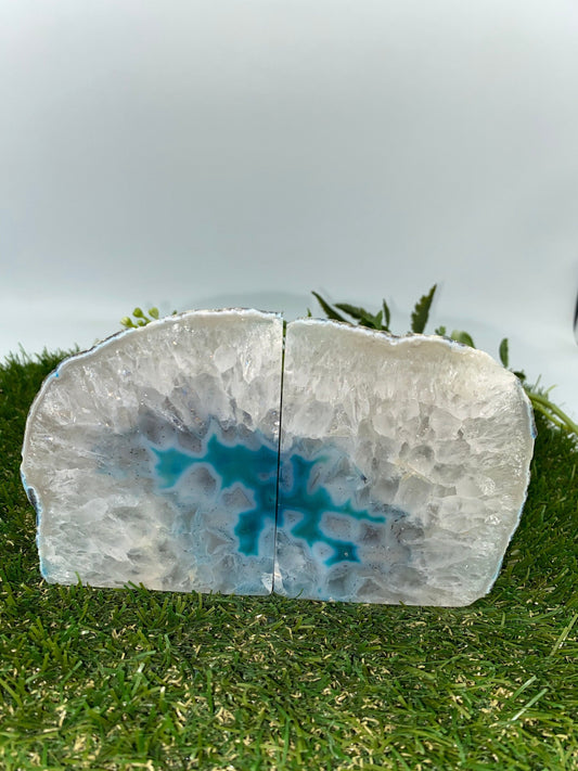 Blue and white Agate Half Geode Book Holder Rock Formation - Home Decor - Bookend