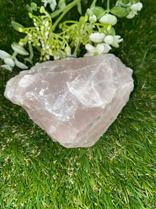 Natural Pink Quartz - Amazing Collector's Piece Extra Quality