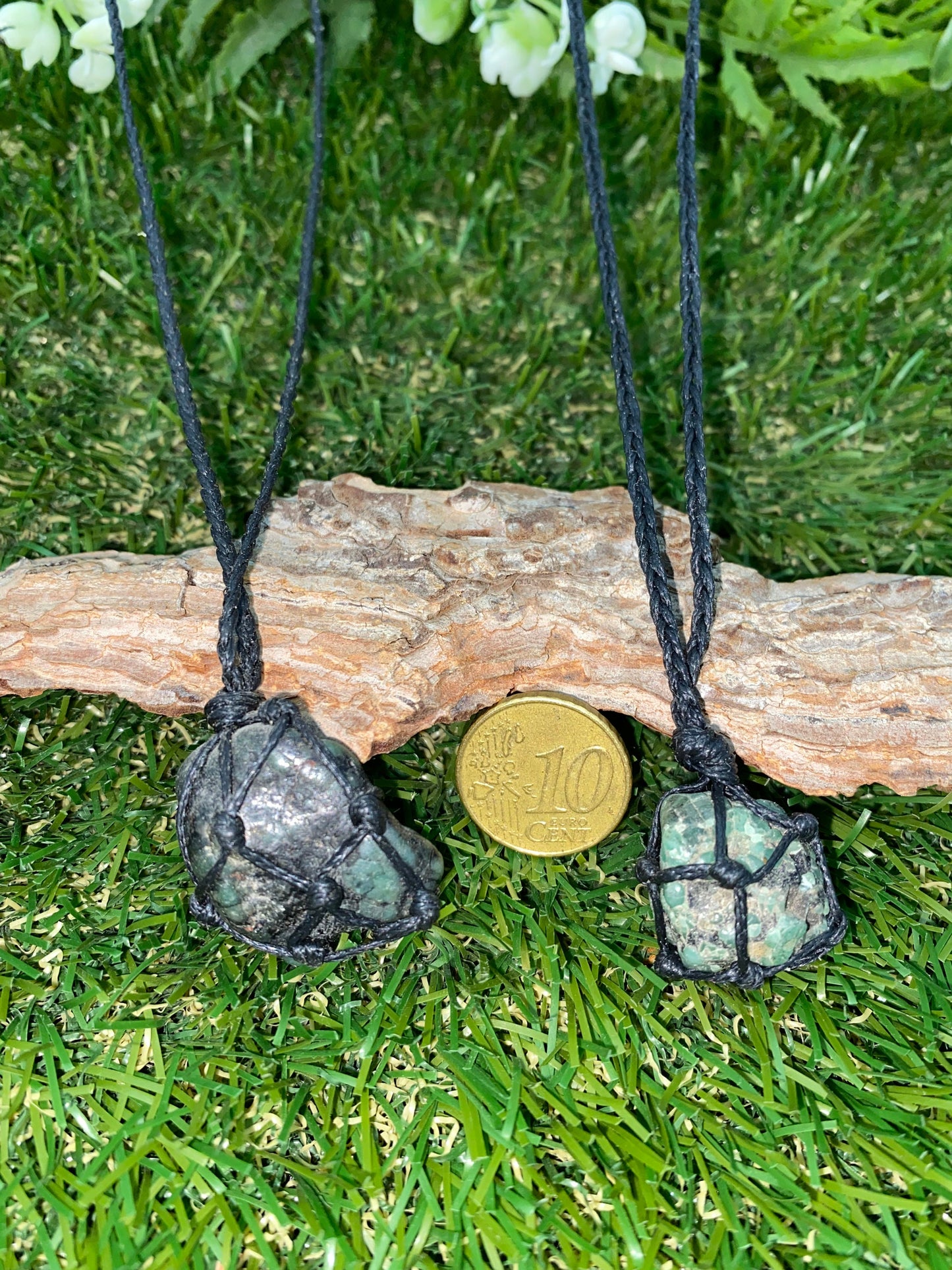 Emerald Polished Mineral Stone Brazilian Crystal Healing Makrame Wrapped Necklace Protection Gift Accessories