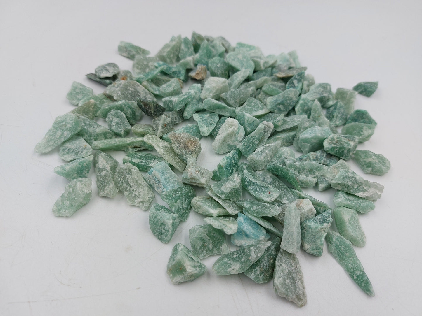 Aventurine Rough Crystal Chips, Tumbled Healing Gemstone, New Age Semi-Precious Rocks