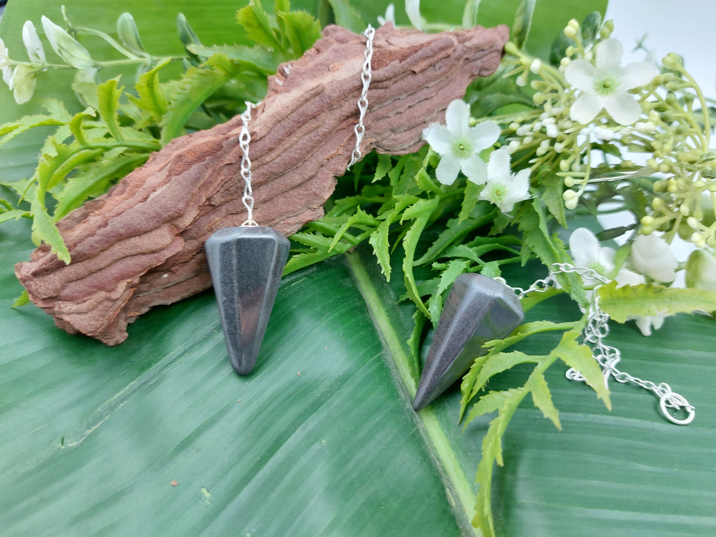 Hematite Pendulum, Crystal Pendulum, Dowsing Pendulum, Divination Crystal