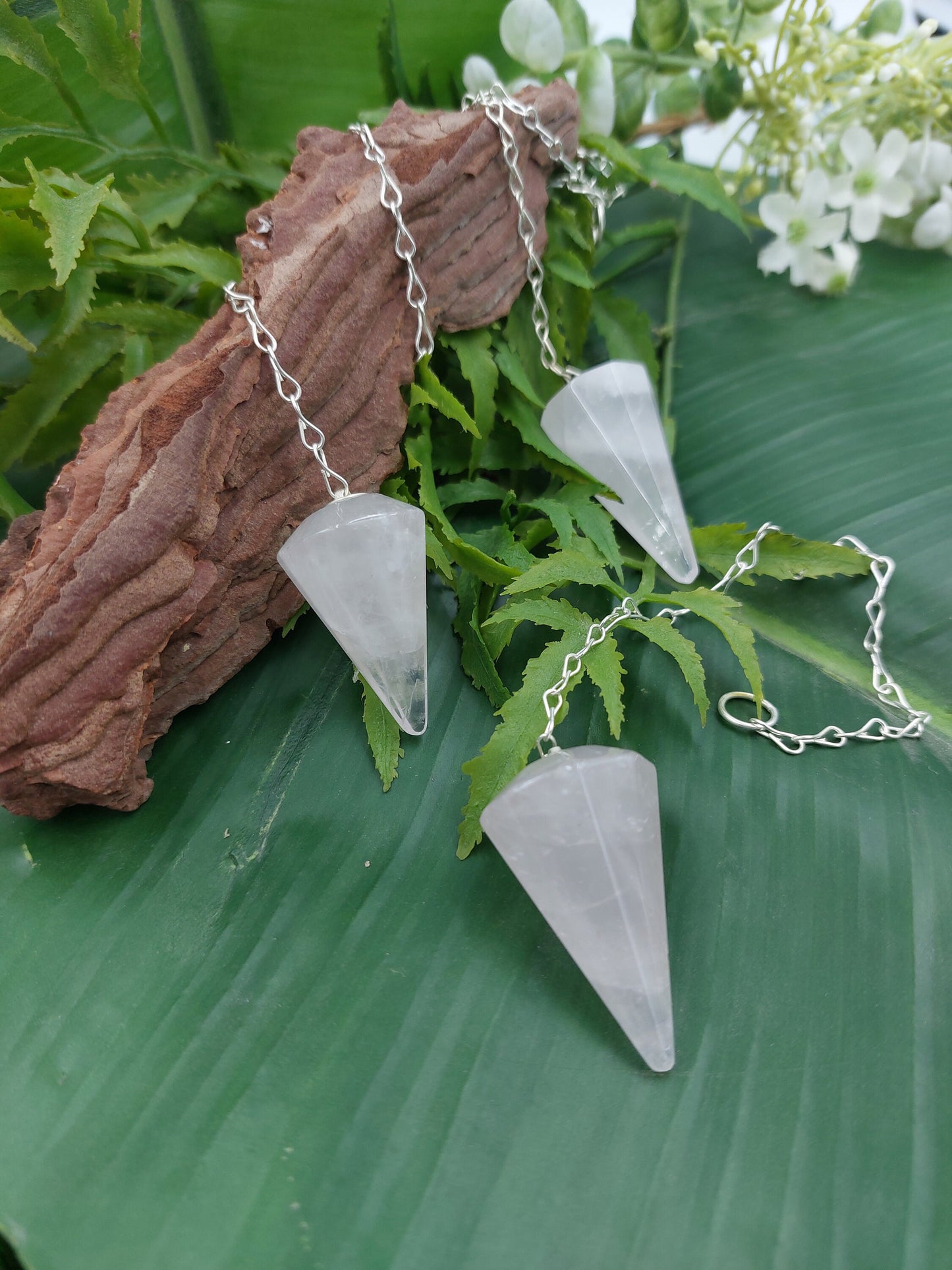 Rose Quartz Pendulum, Crystal Pendulum, Dowsing Pendulum, Divination Crystal