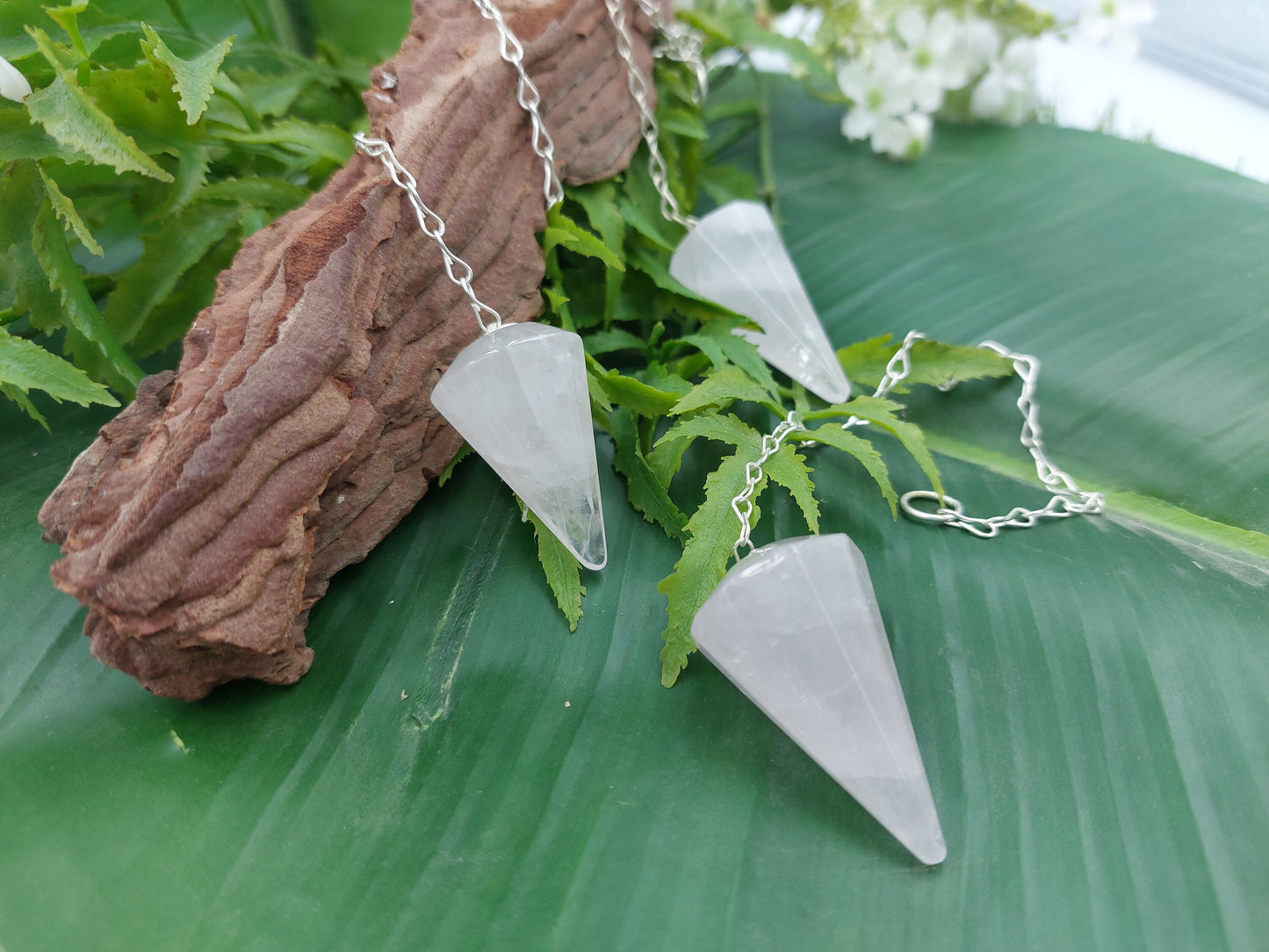Rose Quartz Pendulum, Crystal Pendulum, Dowsing Pendulum, Divination Crystal