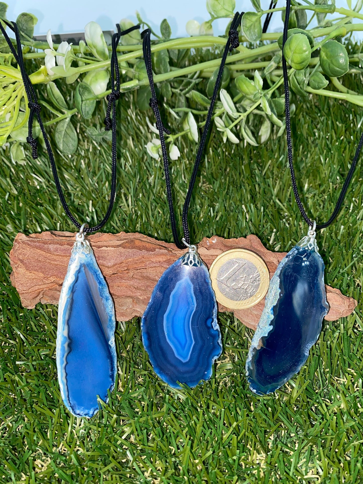 Agate Crystal Slice Blue Mineral Stone Brazilian Crystal Healing Necklace Protection Gift Accessories