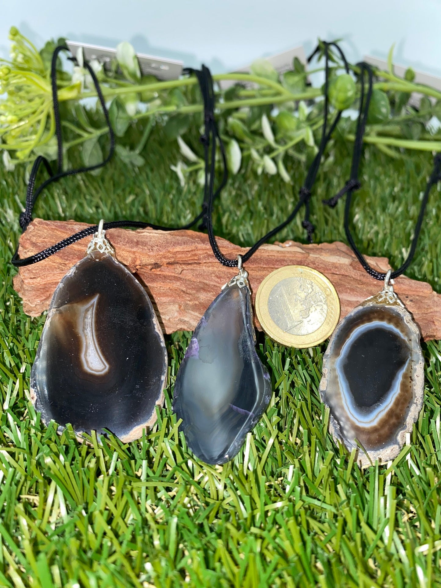 Crystal Agate Slice Black Mineral Stone Brazilian Crystal Healing Necklace Protection Gift Accessories