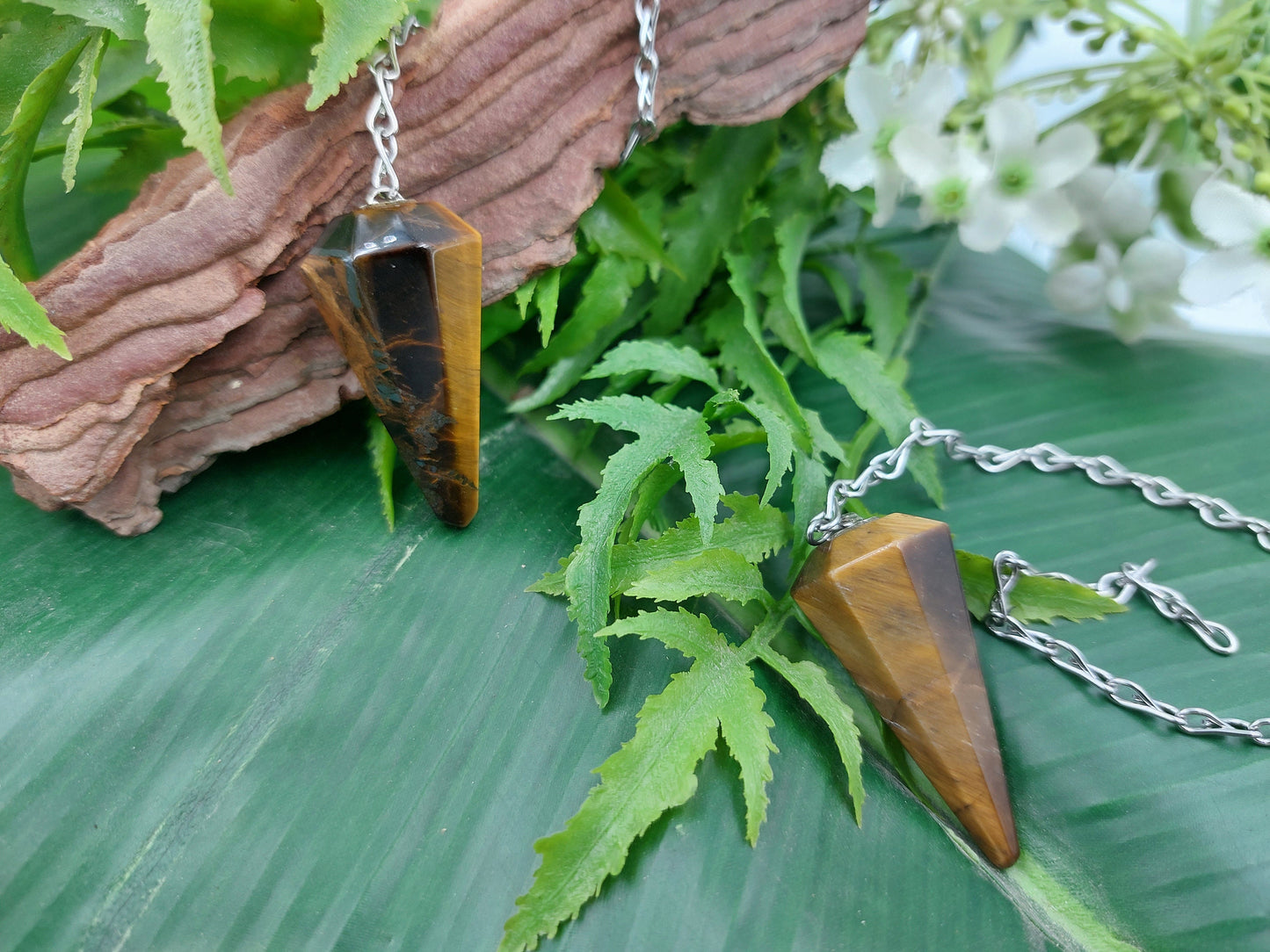Tiger Eye Pendulum, Crystal Pendulum, Dowsing Pendulum, Divination Crystal