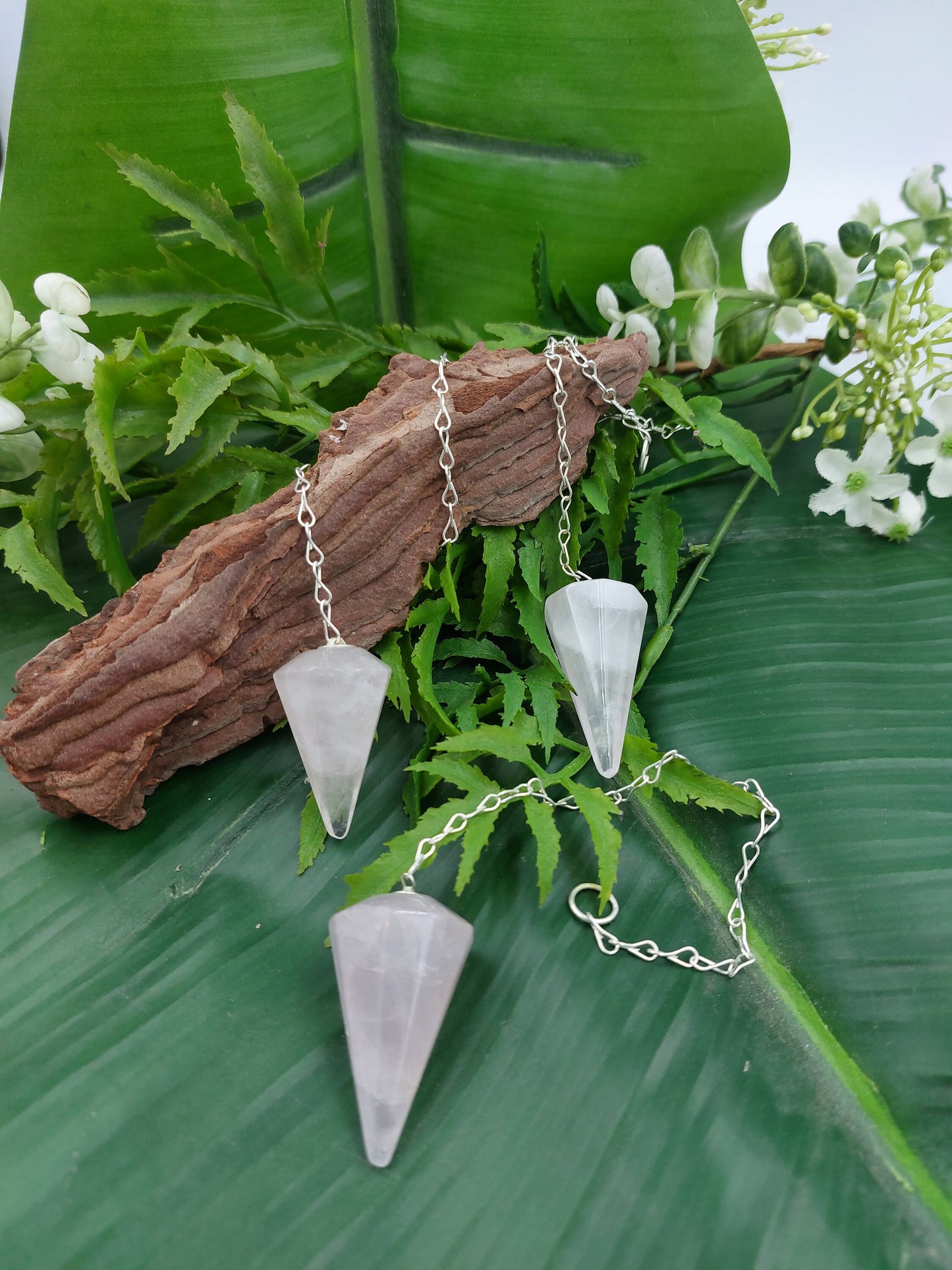 Rose Quartz Pendulum, Crystal Pendulum, Dowsing Pendulum, Divination Crystal