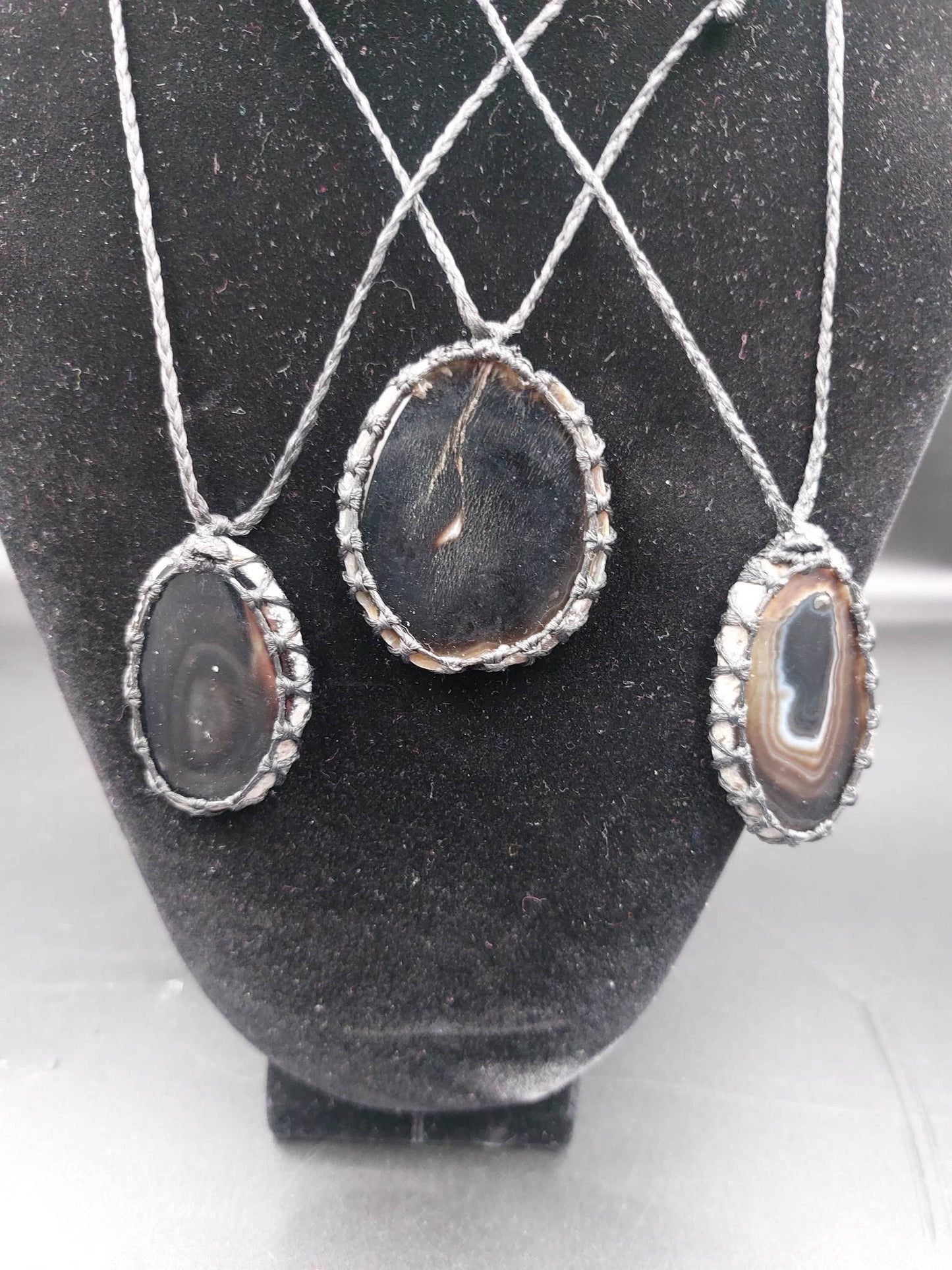 Natural Black Agate Handmade Wrapped Macrame Necklace - Healing Stone - Gift Idea - Protection