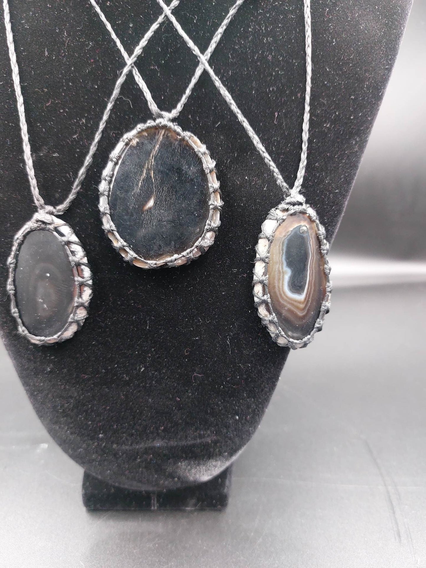 Natural Black Agate Handmade Wrapped Macrame Necklace - Healing Stone - Gift Idea - Protection