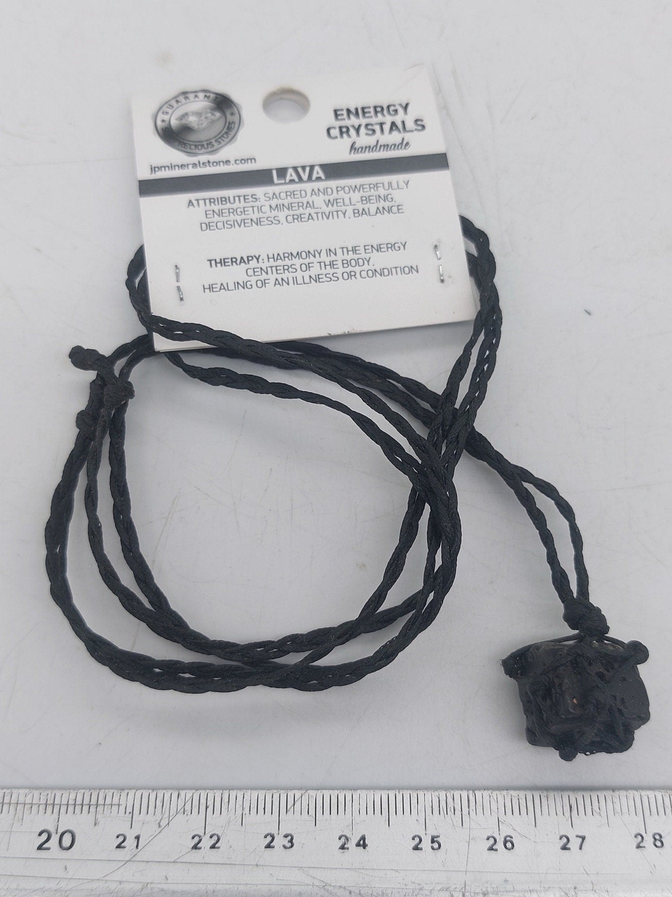 Κολιέ μακραμέ από φυσικό κρύσταλλο λάβας