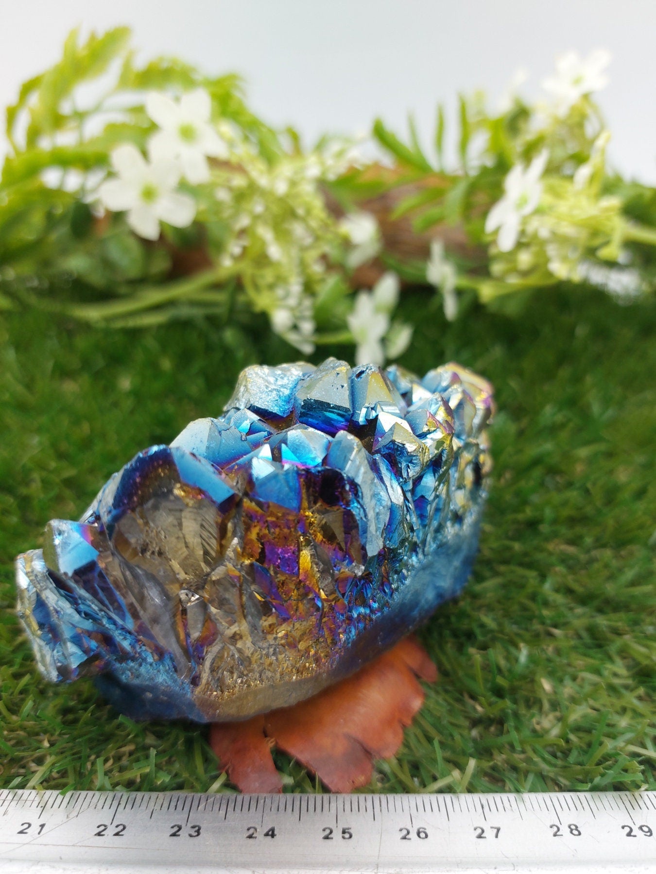 Amethyst Crystal with Titanium oxidation (Aura) - Amazing Collector's Piece Extra Quality