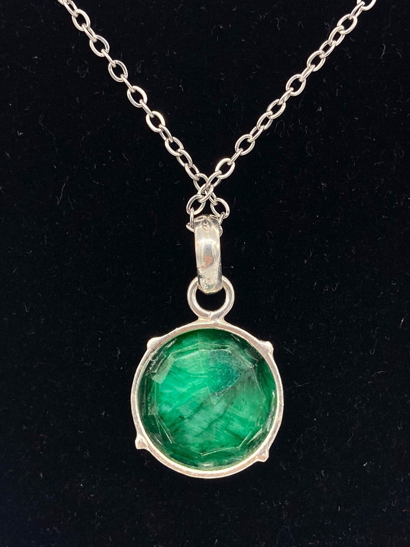 Raw Emerald Necklace, 40 Carat, Silver 925, Prosperity necklace, emerald pendant, Anxiety necklace, Emerald Jewelry Gift for Her