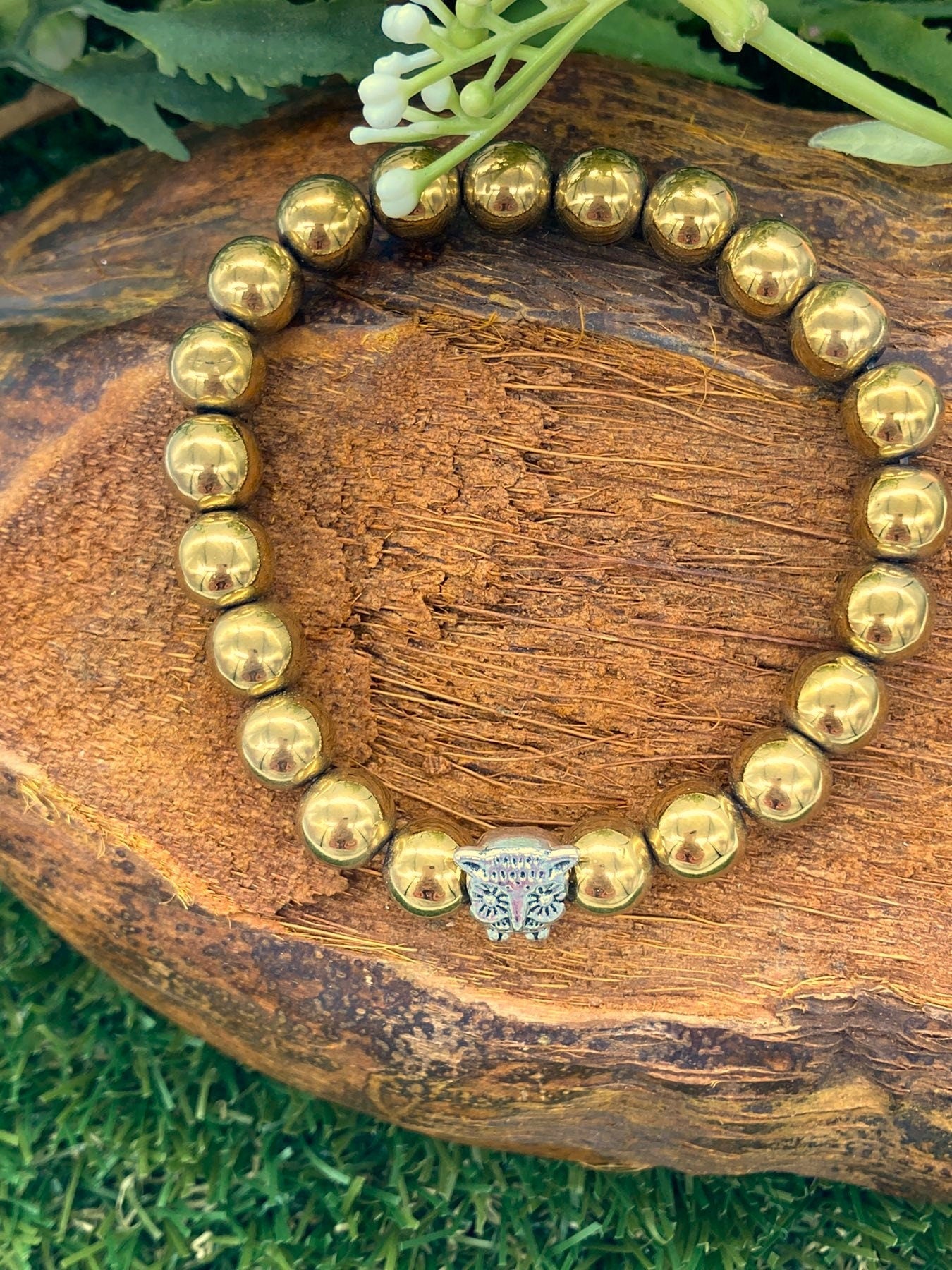 Gold Hematite Natural Crystal 8MM Beads Bracelets, Wrist Bracelet, Strechy Bracelet, Beaded Bracelet, Hand Made Gift, Crystal Bracelet
