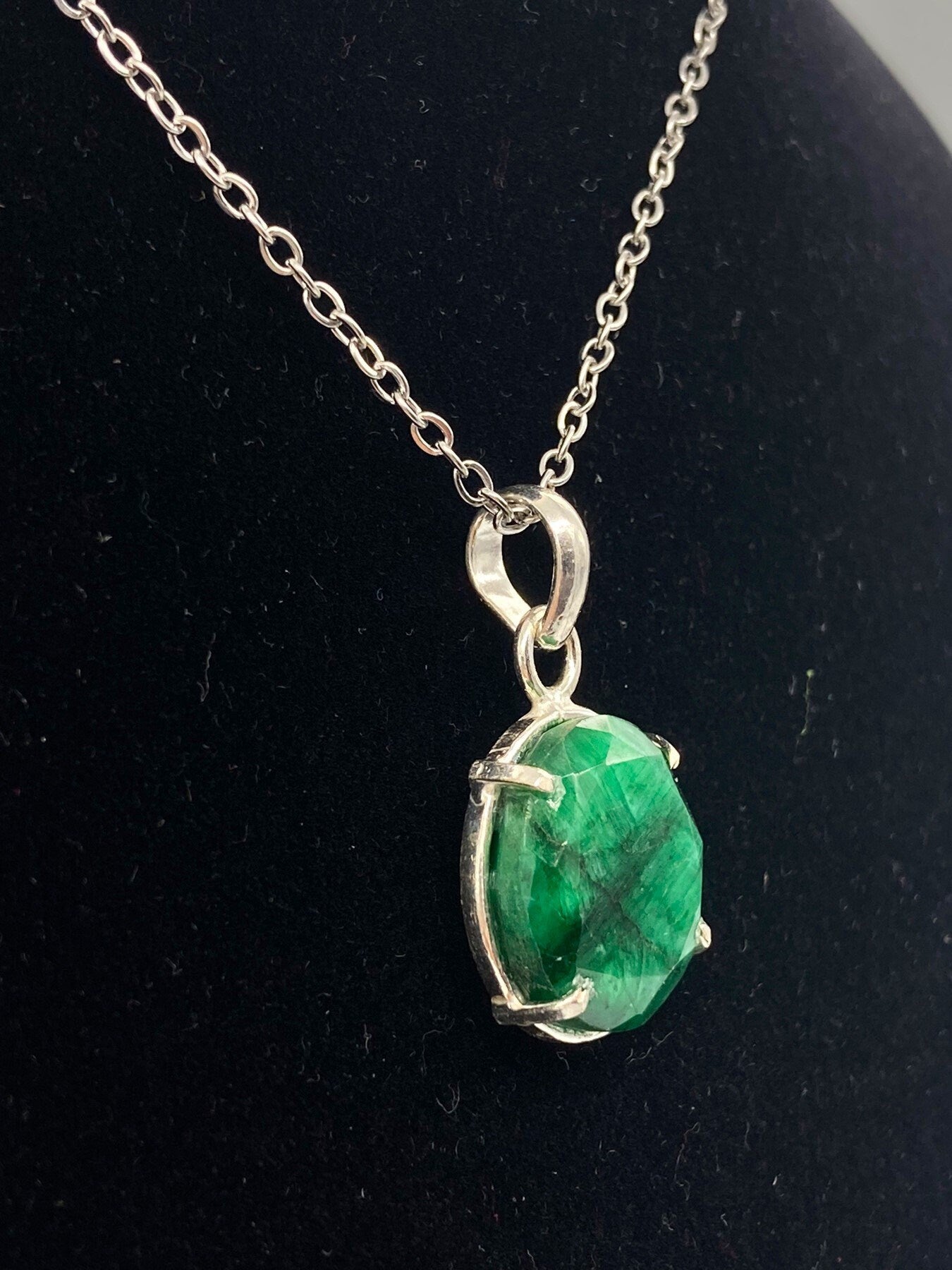 Raw Emerald Necklace, 40 Carat, Silver 925, Prosperity necklace, emerald pendant, Anxiety necklace, Emerald Jewelry Gift for Her