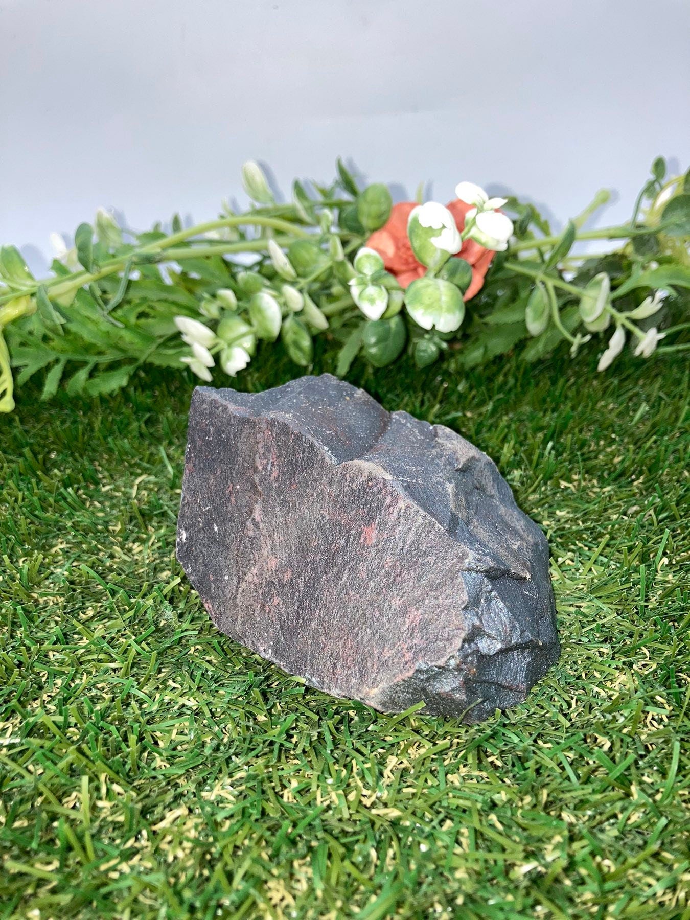 Natural Crystal Hematite Rough Mineral