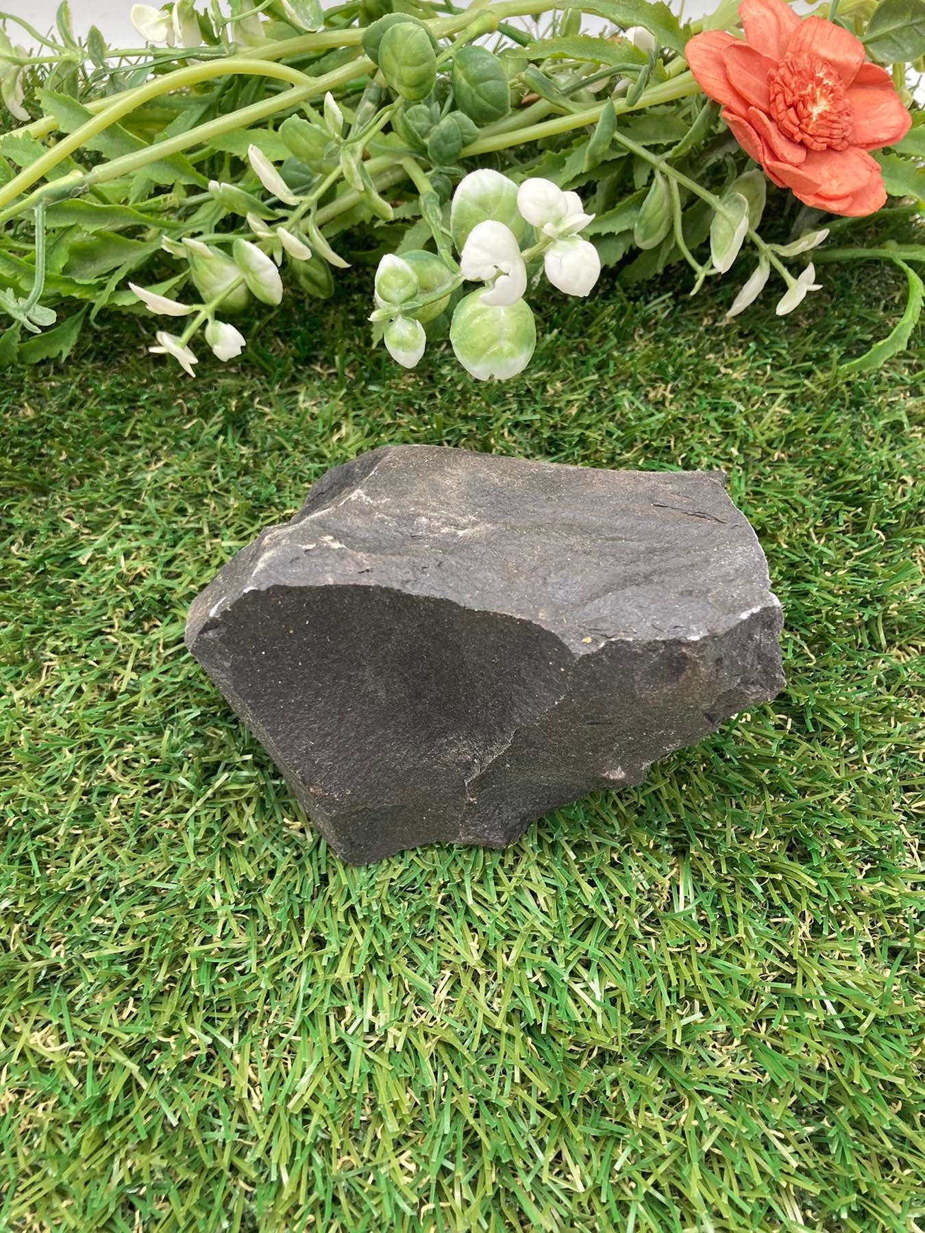 Natural Raw Black Jasper Piece - Σταθερότητα - Προστασία - Γείωση